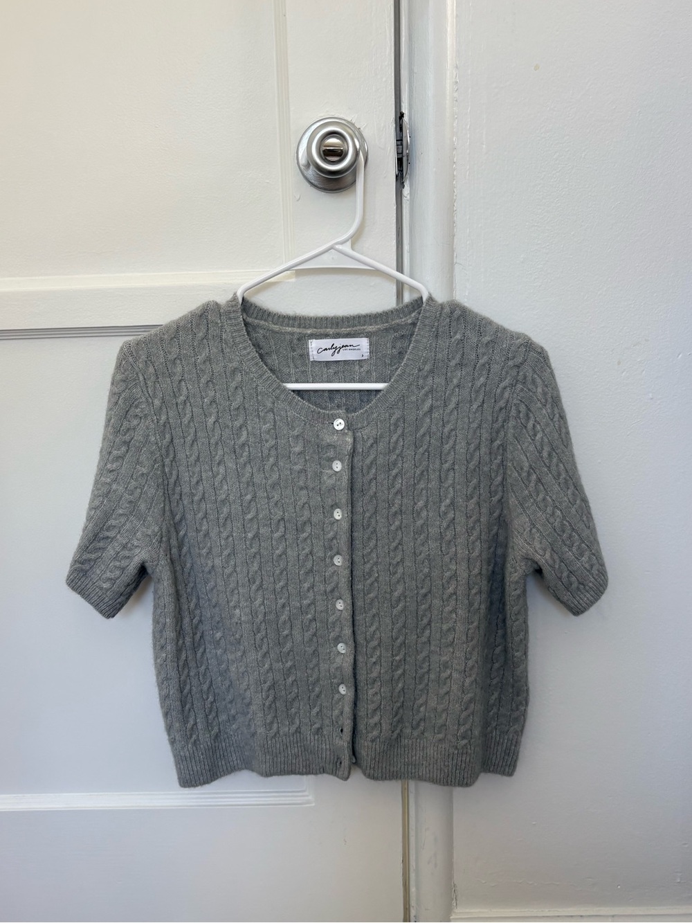 Carly Jean Los Angeles Gray Cable Knit Short-Sleeve Button Cardigan